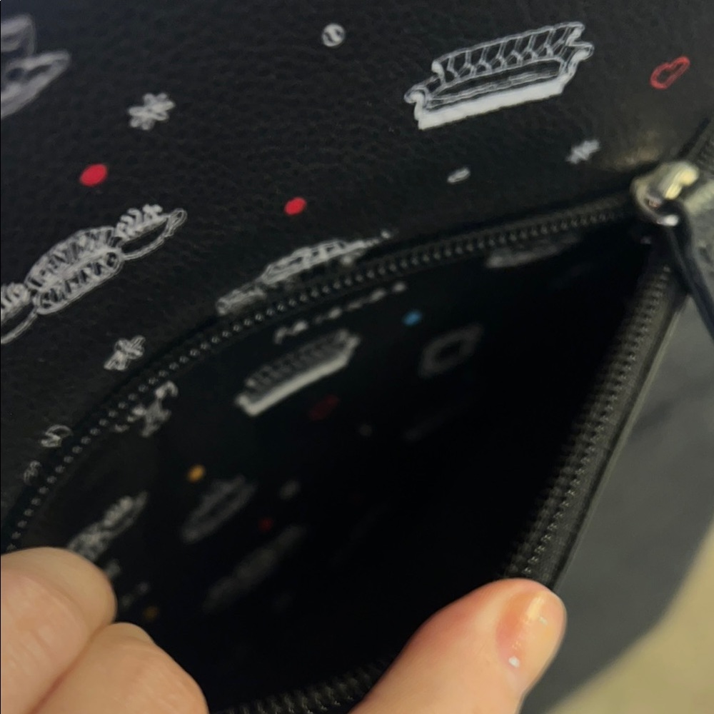 “Friends Central Perk” mini Backpack - Picture 6 of 7